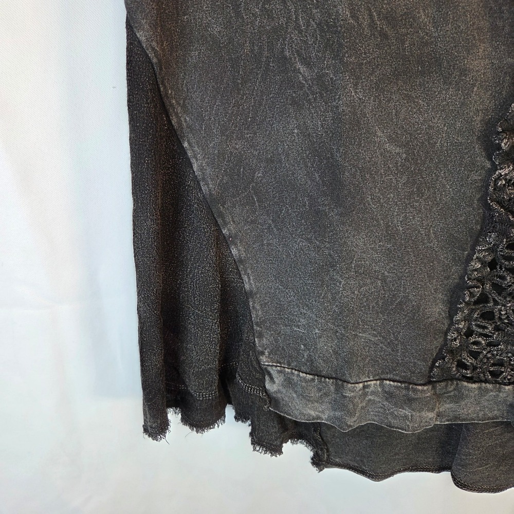Daytrip Buckle Long Sleeved Mineral Washed Black Sz Large Goth Grunge HiLo Lace - Picture 3 of 9